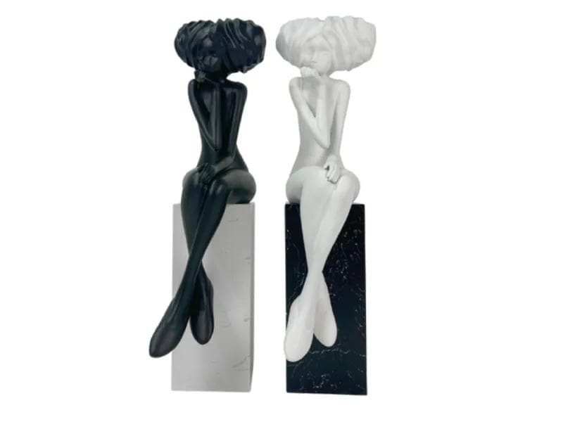 GIRL MEDITATE SCULPTURE SET